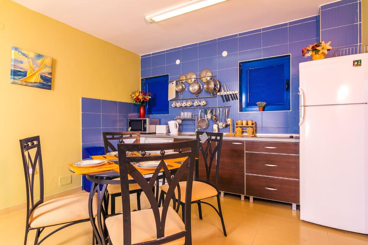 Villa Sea-N-Sun, 7 Bedrooms & Pool, Nearby Portonovi Marina. Ðenovići Zewnętrze zdjęcie
